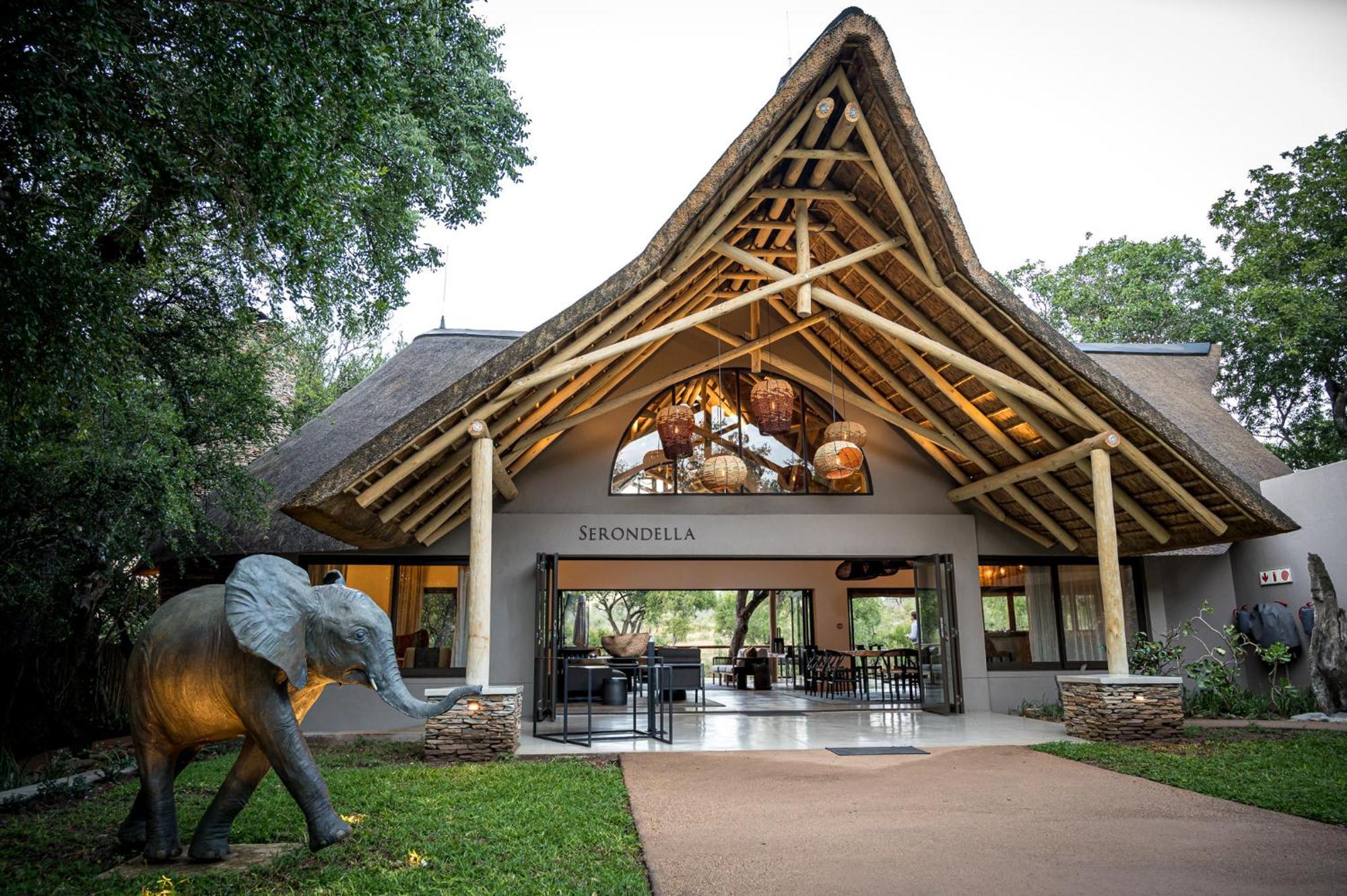 Serondella Safari Lodge ソーニーブッシュ・ゲーム・リザーブ エクステリア 写真