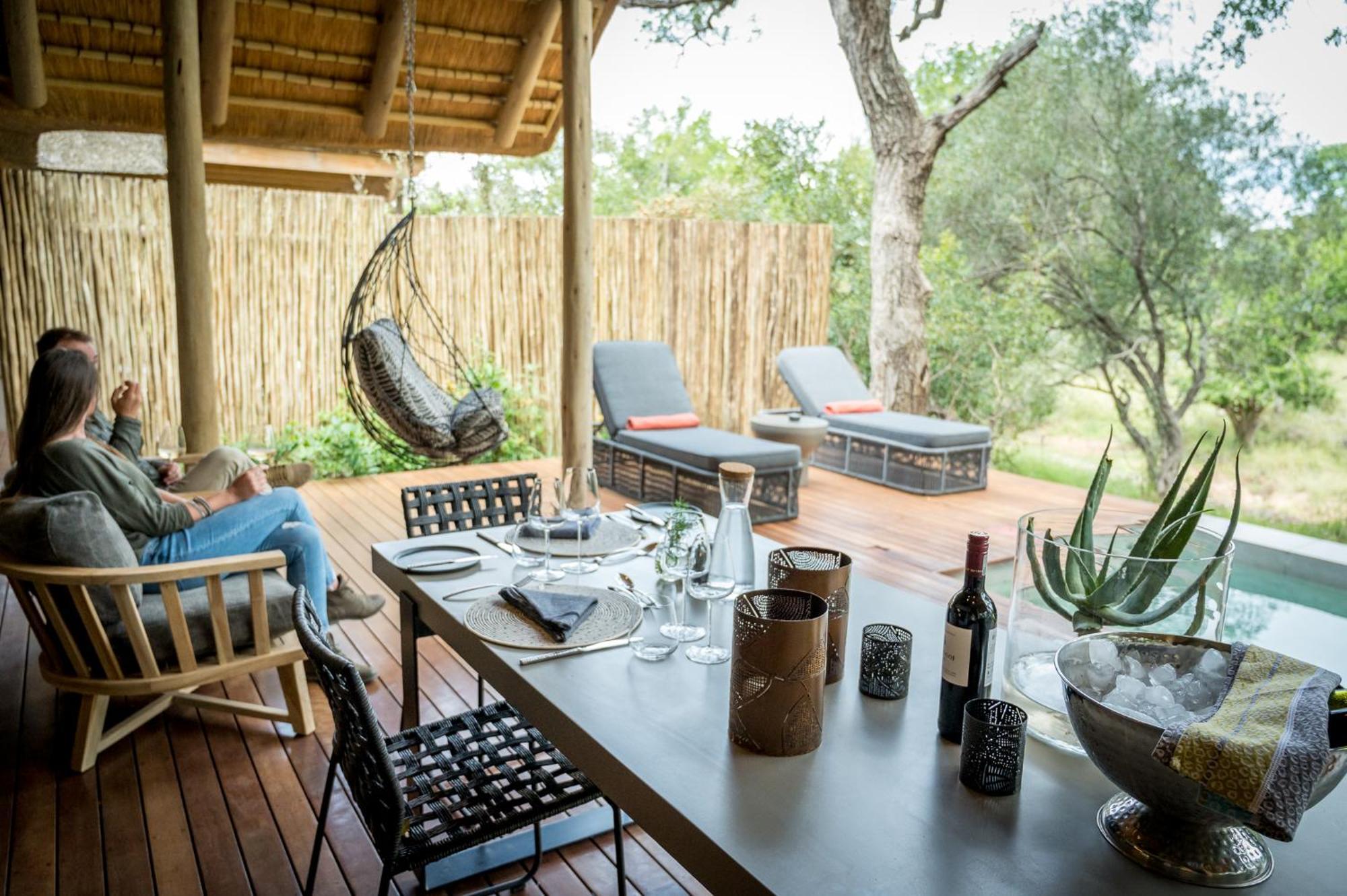 Serondella Safari Lodge ソーニーブッシュ・ゲーム・リザーブ エクステリア 写真